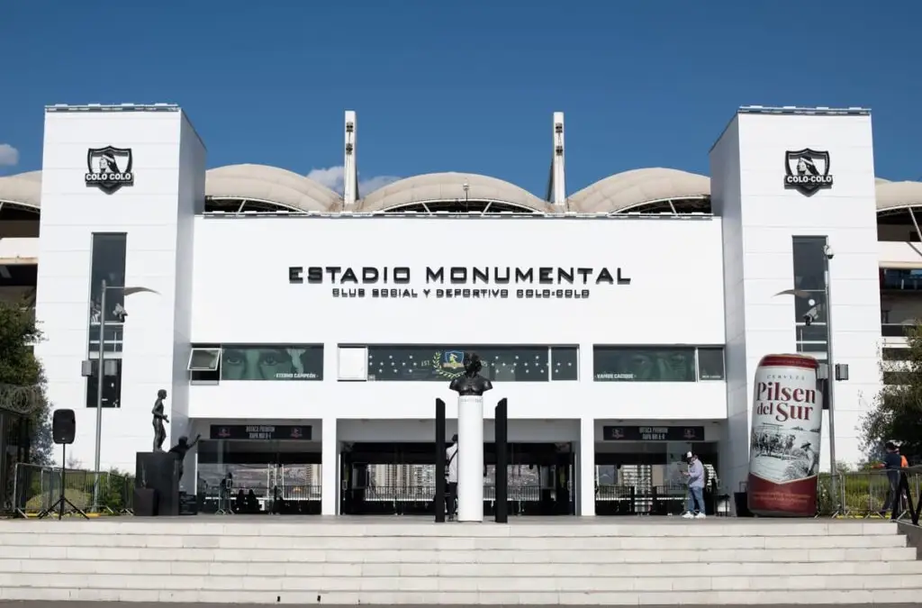 El anuncio sobre la remodelación del Estadio Monumental ha generado un sinfín de reacciones.