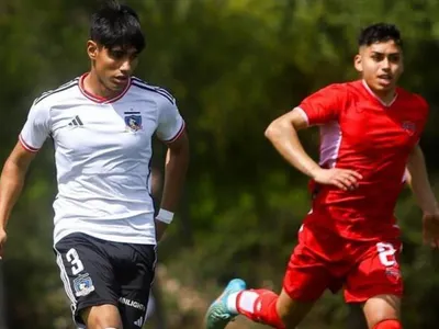 [VIDEO] Potencia y precisión: El golazo que marcó Colo-Colo sub 18 en triunfo sobre Ñublense