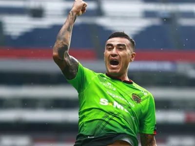 No será la 9: Darío Lezcano ya tiene número de camiseta en Colo-Colo a la espera de ser presentado