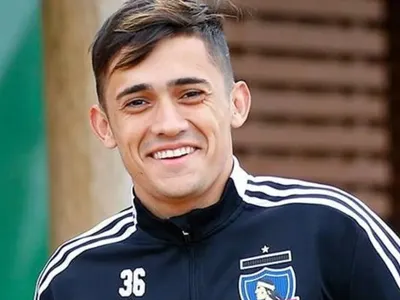 «El nuevo Pablo Solari»: Afirman que Colo-Colo tiene encaminada desde Argentina la llegada de su nuevo refuerzo