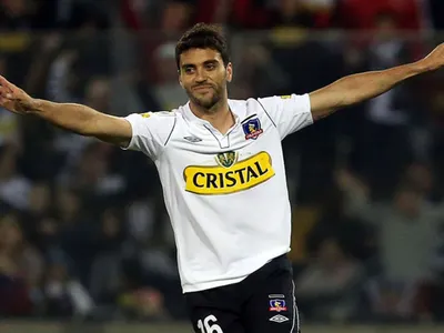 Reapareció con todo: Mauro Olivi disparó sin piedad contra Blanco y Negro para defender a un ex Colo-Colo