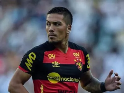 Informan que Javier Parraguez podría volver al fútbol chileno tras su fugaz paso por Brasil