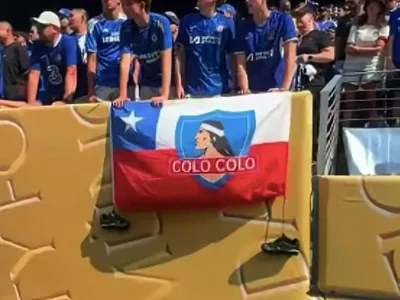[VIDEO] «Lo más grande del mundo entero»: Hincha se roba las miradas con Colo-Colo en el Mundial de Clubes