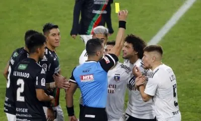 Colo-Colo asegura que existe una persecución a Gustavo Quinteros