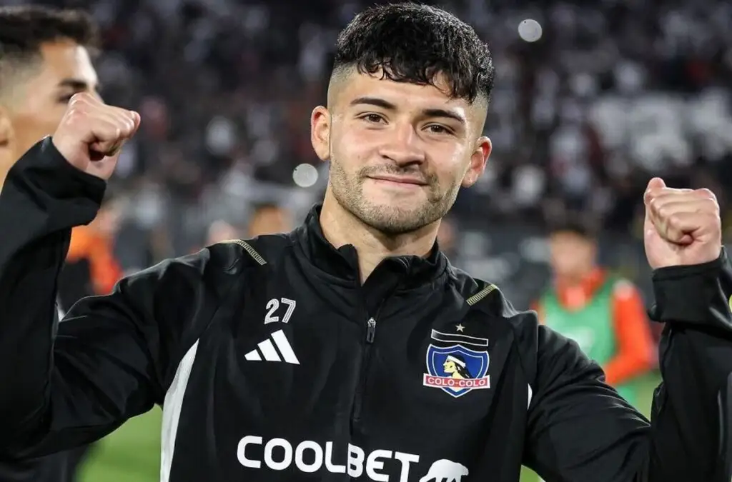 El buen nivel mostrado por Cristián Riquelme le pone mayor competencia a Daniel Gutiérrez en Colo-Colo.
