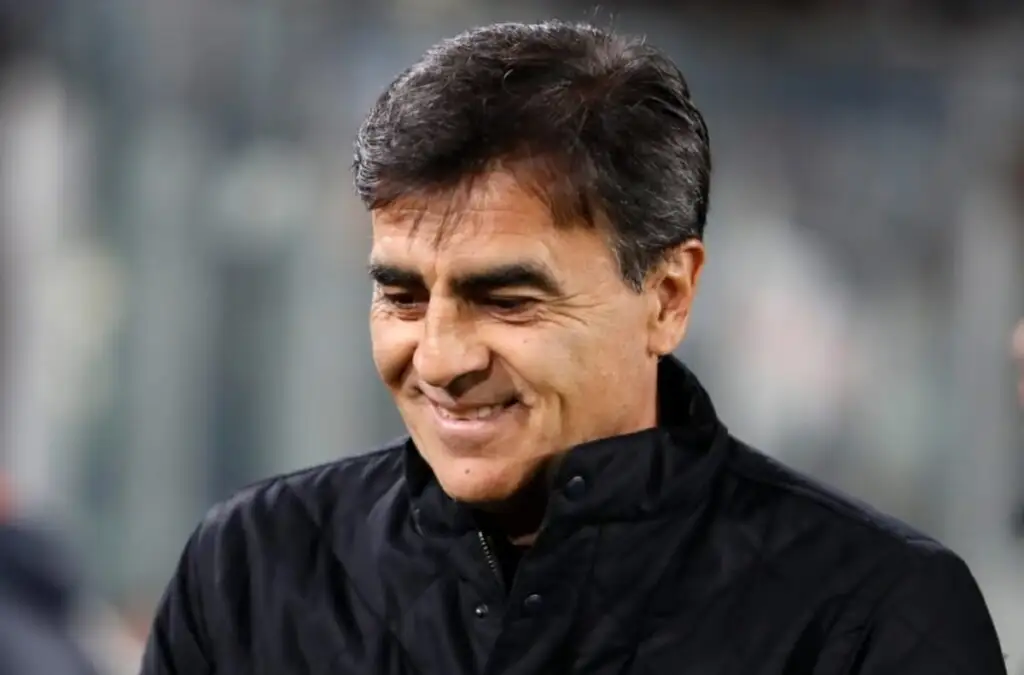 Gustavo Quinteros sería el reemplazante de Eduardo Berizzo por injerencia de Fernando Felicevich, según Juan Cristóbal Guarello.