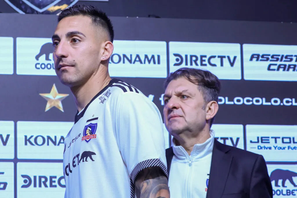 Futbol, Presentacion refuerzo de Colo Colo.
Colo Colo presneta a su nuevo refuerzo  Javier Correa en el estadio Monumental.
Santiago, Chile.
03/07/2024
Marcelo Hernandez/Photosport

Football, Presentation new player of Colo Colo.
Colo Colo presents his new reinforcement Javier Correa at the Monumental stadium.
Colo Colo Santiago, Chile.
03/07/2024
Marcelo Hernandez/Photosport