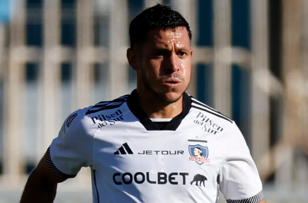 Ramiro González se quedará en Colo-Colo hasta final de año.