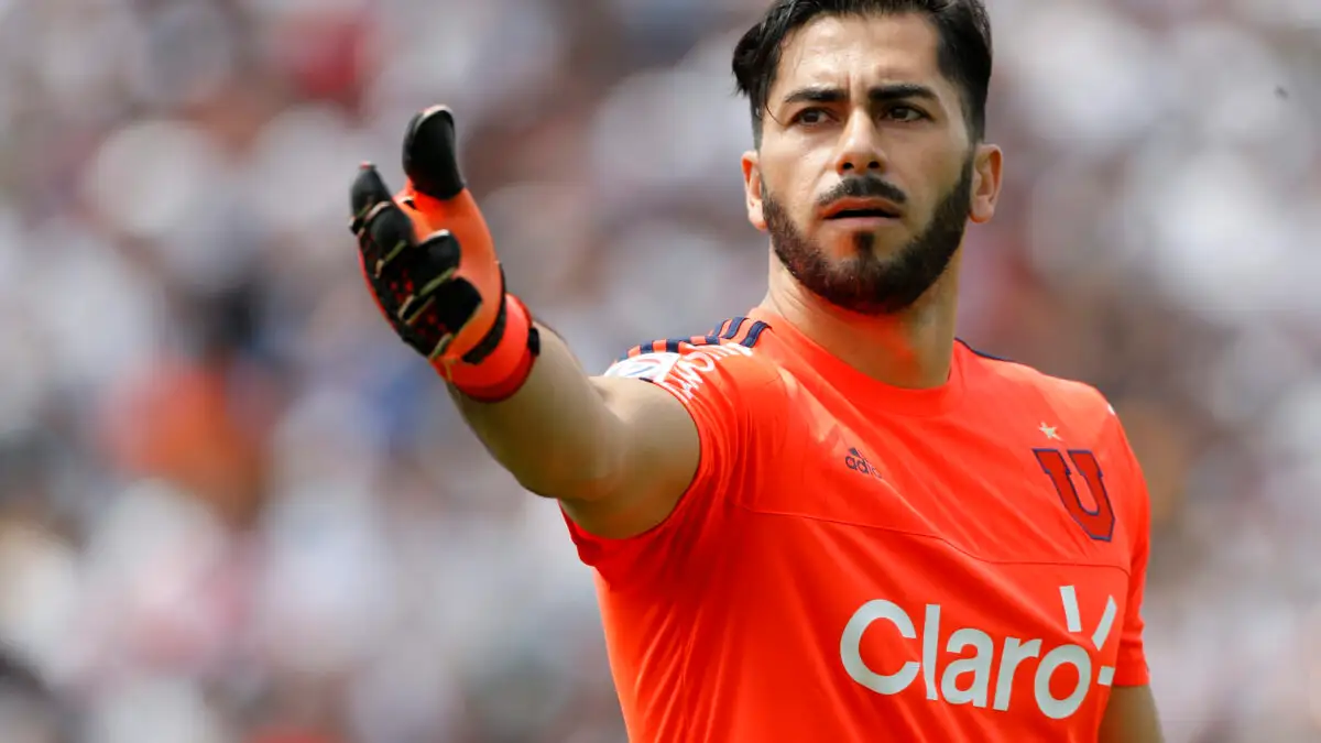 Johnny Herrera.
