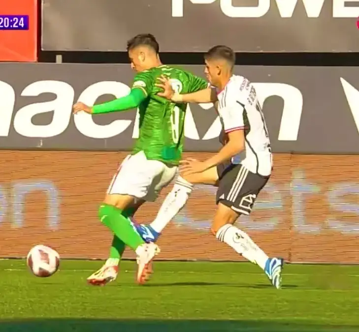 Bruno Gutiérrez fue expulsado en el duelo entre Colo-Colo y Audax Italiano.