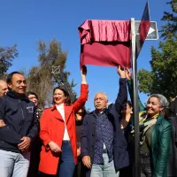 «Se pasó»: Así fue la emotiva inauguración de la calle Carlos Caszely Garrido