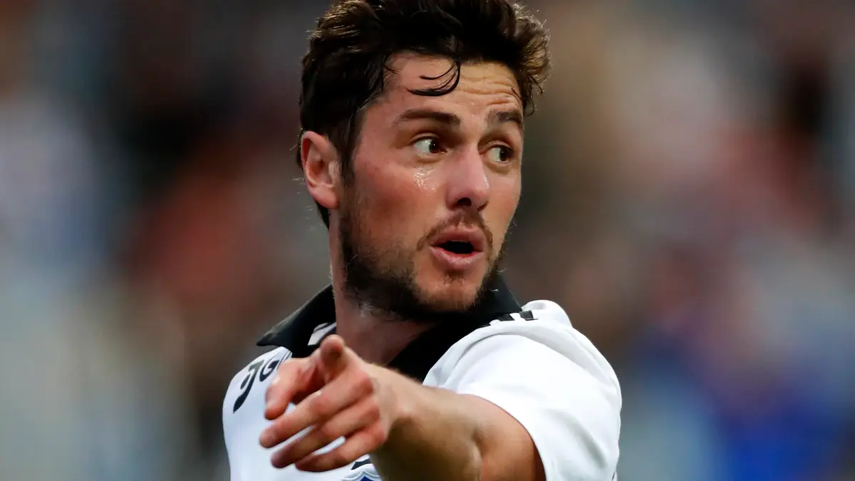 Hinchas pidieron el retorno de Marco Rojas.