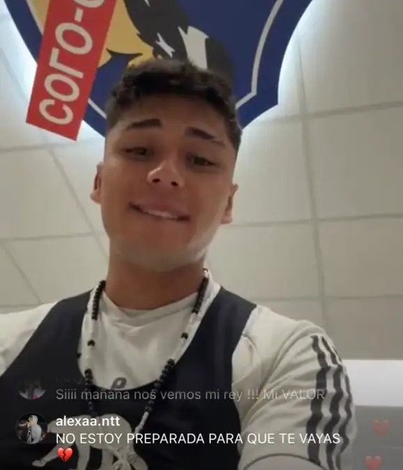 Pantallazo transmisión de Damián Pizarro con comentario de Gary Medel.