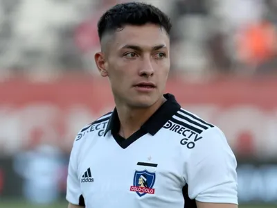 Cristián Zavala se vistió de DT y armó su equipo de baby fútbol con cinco jugadores de Colo-Colo