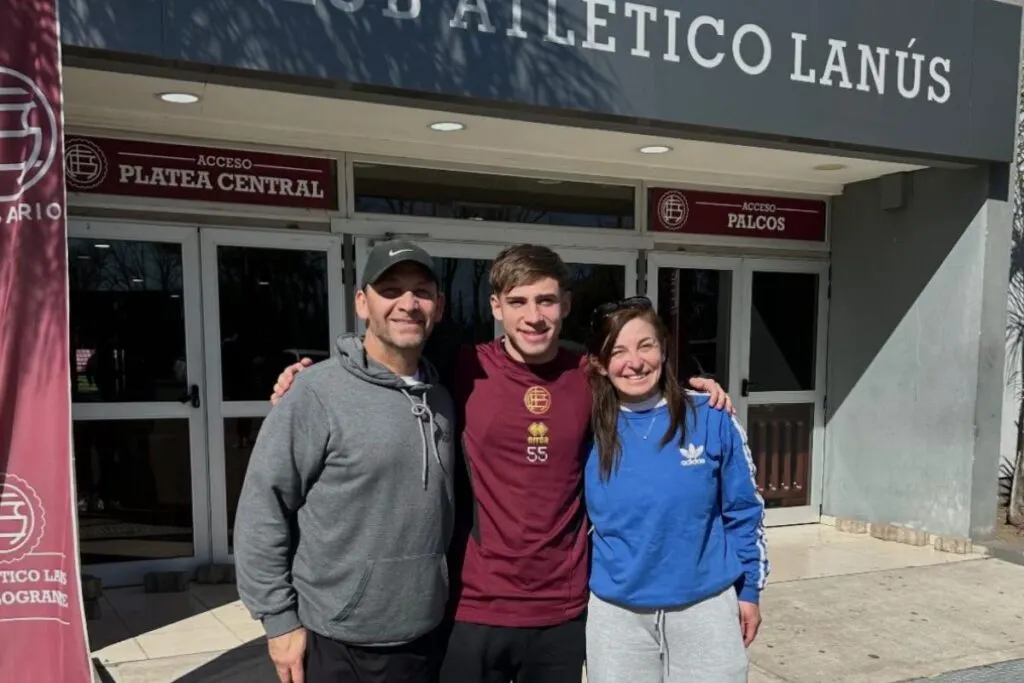 Fidel Tourn tras ser ratificado como nuevo jugador de Lanús