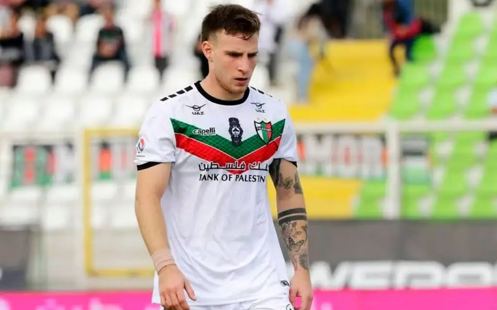 Bruno Barticciotto por ahora se mantiene en Palestino