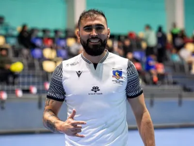 Cristián Arredondo da el gran salto y deja Colo-Colo futsal para jugar Champions League