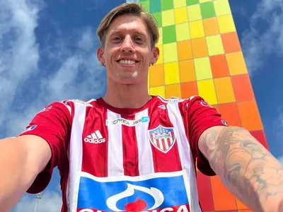 Ex Colo-Colo: Iván Rossi abandona Europa y fue presentando en fútbol colombiano