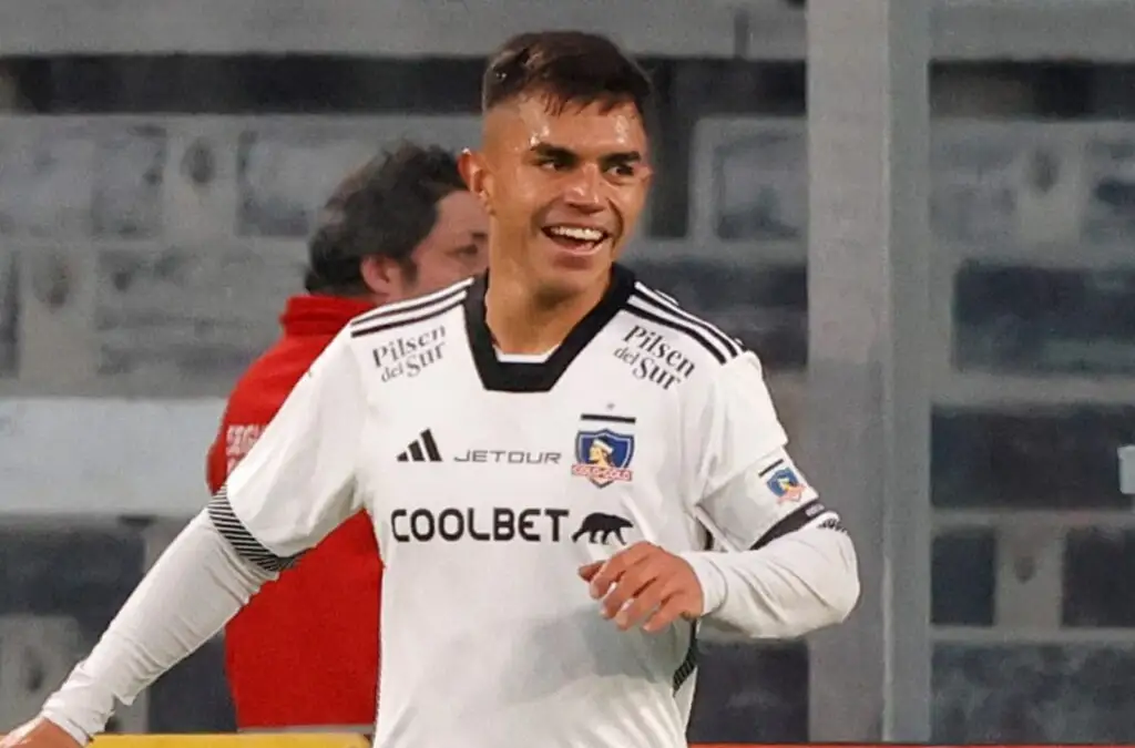 Vicente Pizarro y tres jugadores más de Colo-Colo fueron convocados a La Roja.