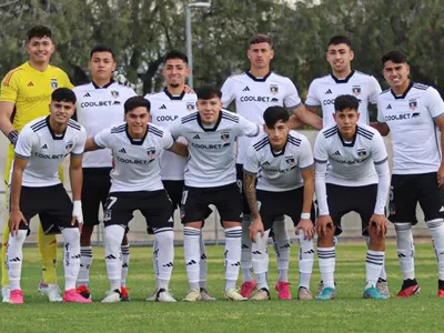 Las dos promesas de Colo-Colo nominadas a la Selección Sub-20 que le meten presión a Jorge Almirón
