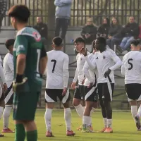 ¿Jugarán ante Deportes Iquique? Los dos juveniles que le meten presión a Jorge Almirón en Colo-Colo