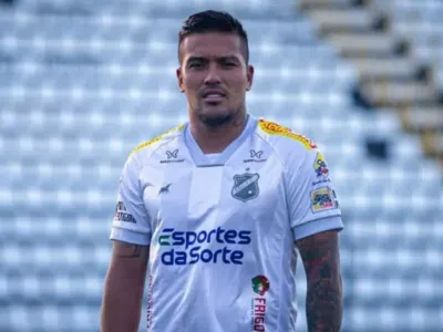 Definió su futuro en Brasil: Javier Parraguez tomó una drástica decisión sobre su carrera