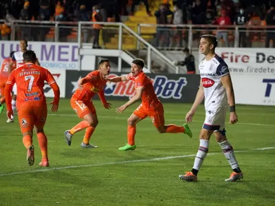 Cristián Basaure elogia a joven figura promesa de la Primera B que suena en Colo-Colo