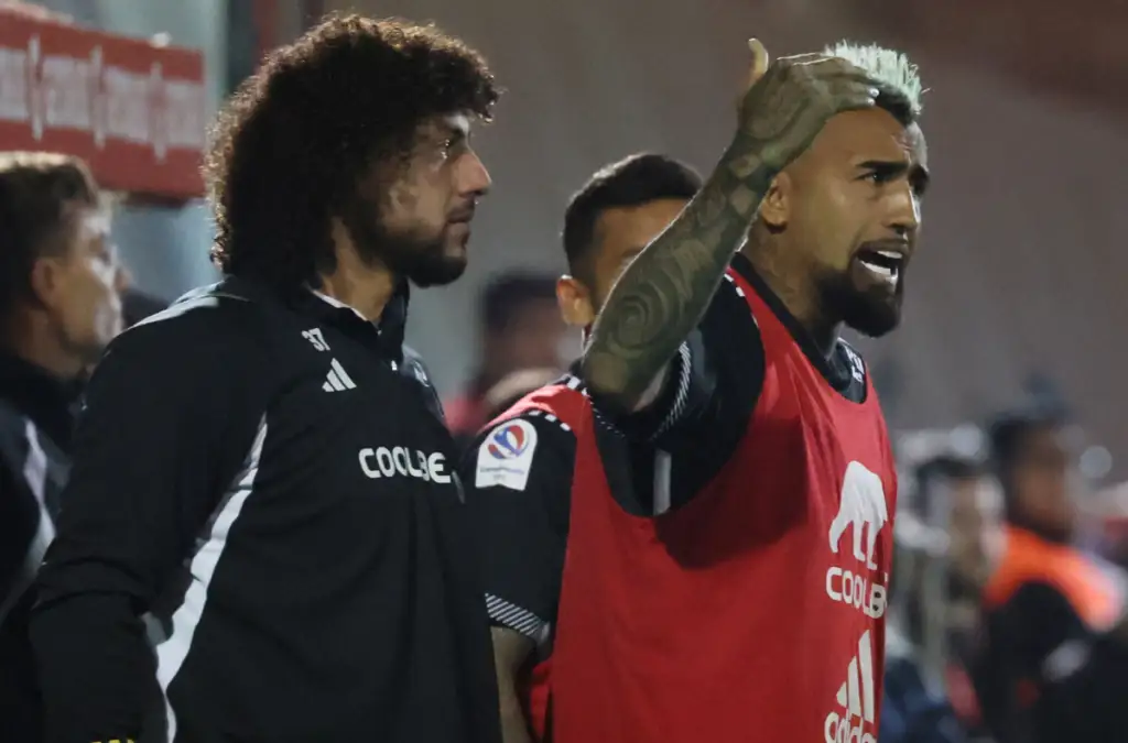 Arturo Vidal explotó contra Maximiliano Falcón por su ausencia de la pretemporada.