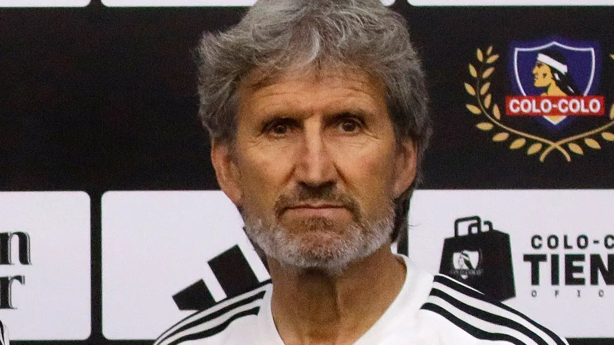 Colo-Colo definió los puestos en que buscará fichar jugadores extranjeros.