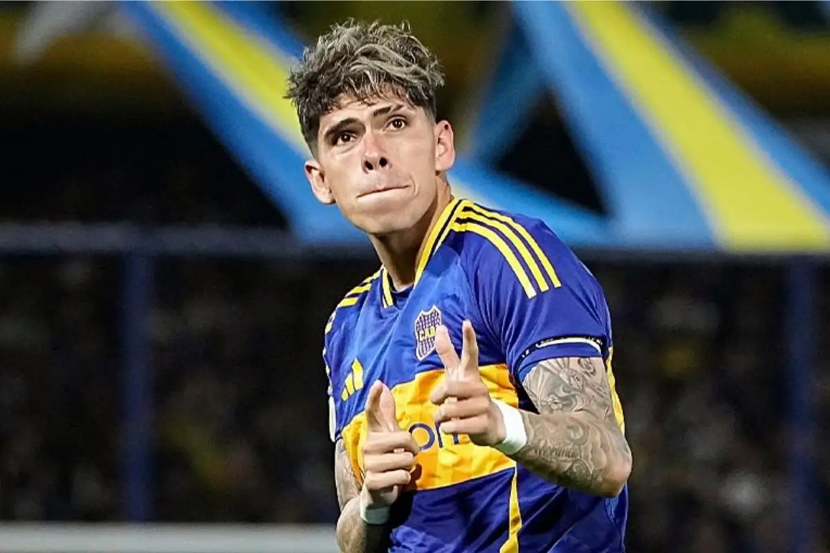 Carlos Palacios.