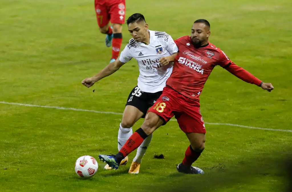 Joan Cruz en la derrota de Colo-Colo 5-1 frente a Ñublense
