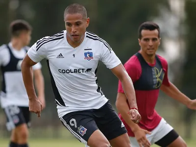 [VIDEO] Se juntaron los refuerzos: Revisa el gol de Colo-Colo contra Villa Dálmine en amistoso de pretemporada