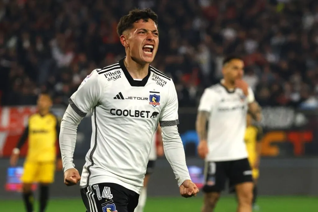 Cristián Zavala celebrando un gol frente a Coquimbo Unido durante la campaña 2024.