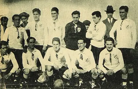 Colo-Colo comenzó la celebración de sus 100 años.