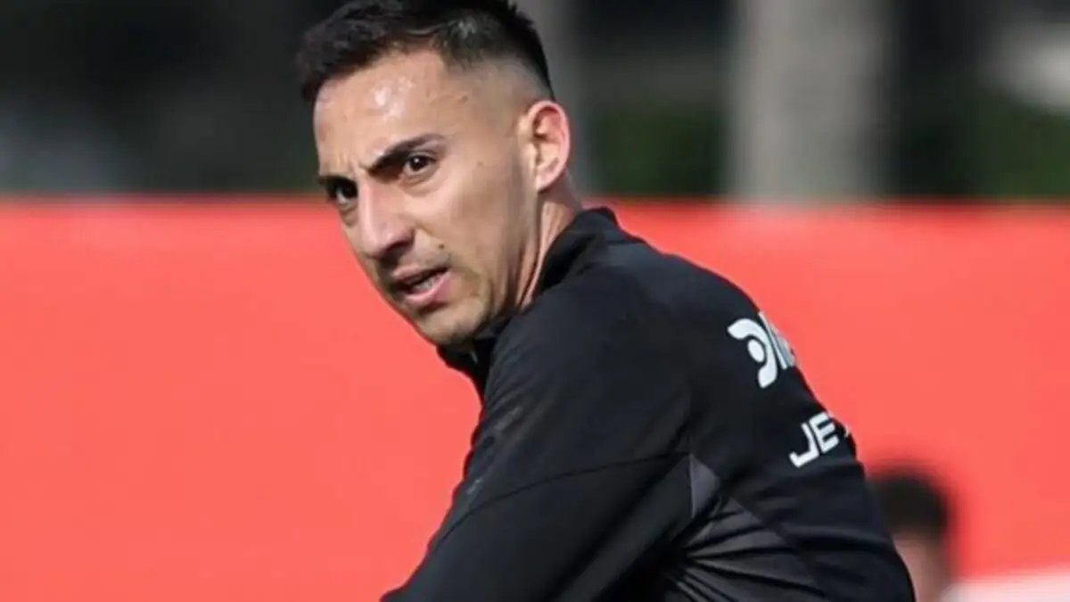 Javier Correa podría debutar con Colo-Colo.