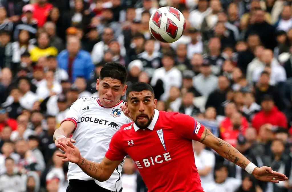 Colo-Colo enfrentará a Universidad Católica por la novena fecha del Campeonato Nacional.