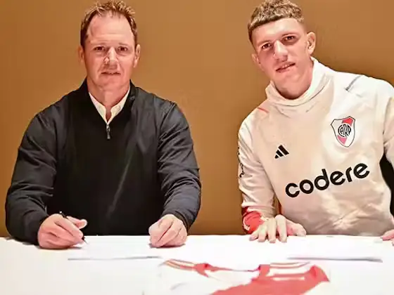 Franco Carboni partió de River Plate sin haber debutado.