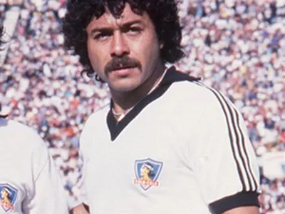 Efeméride: El último partido de Carlos Caszely en Colo Colo