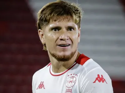 [VIDEO] Con su especialidad: Leonardo Gil saca aplausos por su asistencia en el triunfo de Huracán