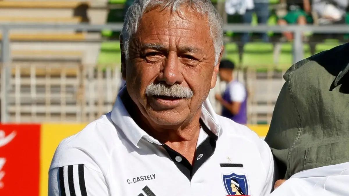 Carlos Caszely cree que Colo-Colo aspira a pasar máximo dos rondas en la Copa Libertadores.