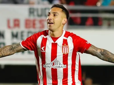 No fueron 1.8 millones: Revelan el verdadero monto que pagaría Colo-Colo por Javier Correa