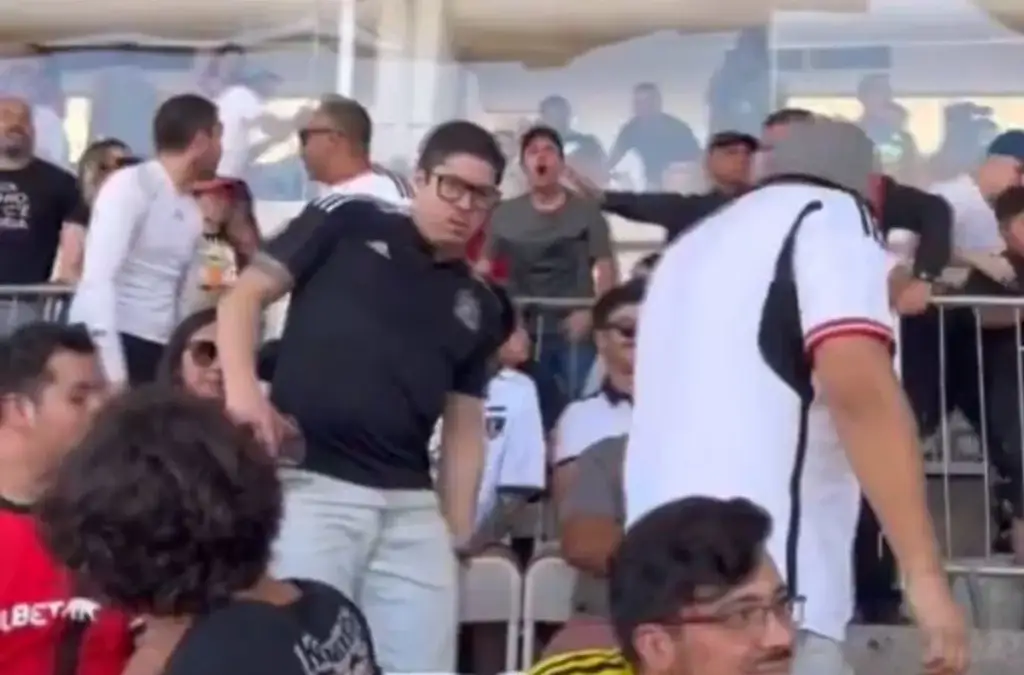 Hincha de Colo-Colo agredió a pequeño fanático de la U en el último Superclásico.