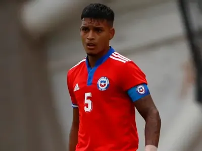 ¿Con o sin espacio en La Roja? El curioso presente de Daniel Gutiérrez en la selección chilena