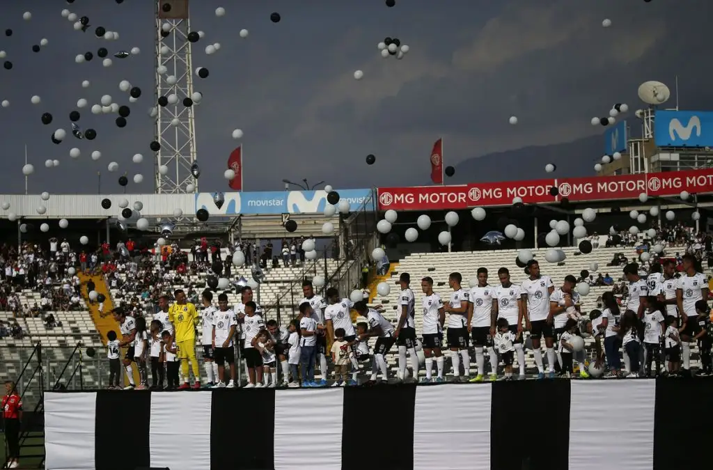 Aníbal Mosa confirmó el regreso de la Noche Alba para Colo-Colo.