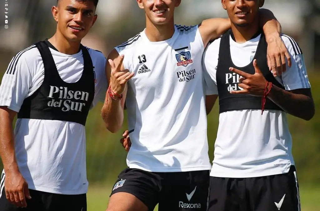 Colo-Colo Oficial