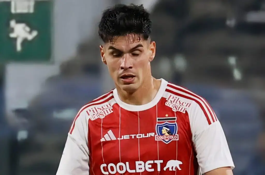 Erick Wiemberg finalizó su contrato con Colo-Colo, pero está negociando su continuidad para 2025.
