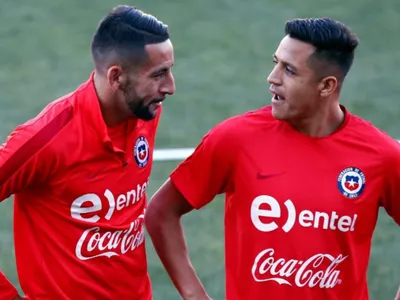 ¿Indirecta para Colo-Colo? El picante mensaje de Alexis Sánchez sobre el futuro de Mauricio Isla