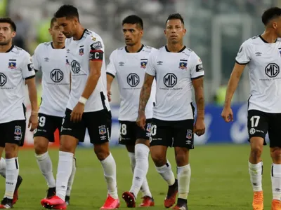 Fue cortado en su equipo otra vez: El calvario que vive un ex Colo-Colo en Argentina