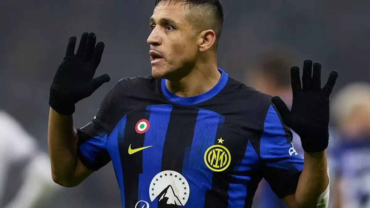 Alexis Sánchez padece una lesión muscular.