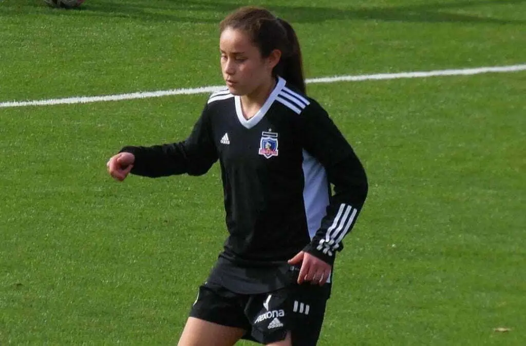 Catalina Muñoz marcó cuatro goles en triunfo de Colo-Colo en la categoría Sub 16.